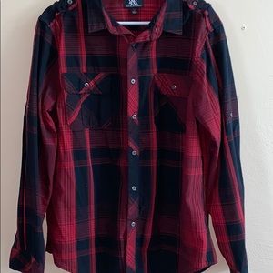 ROCK & REPUBLIC Black and Red Button Down Shirt